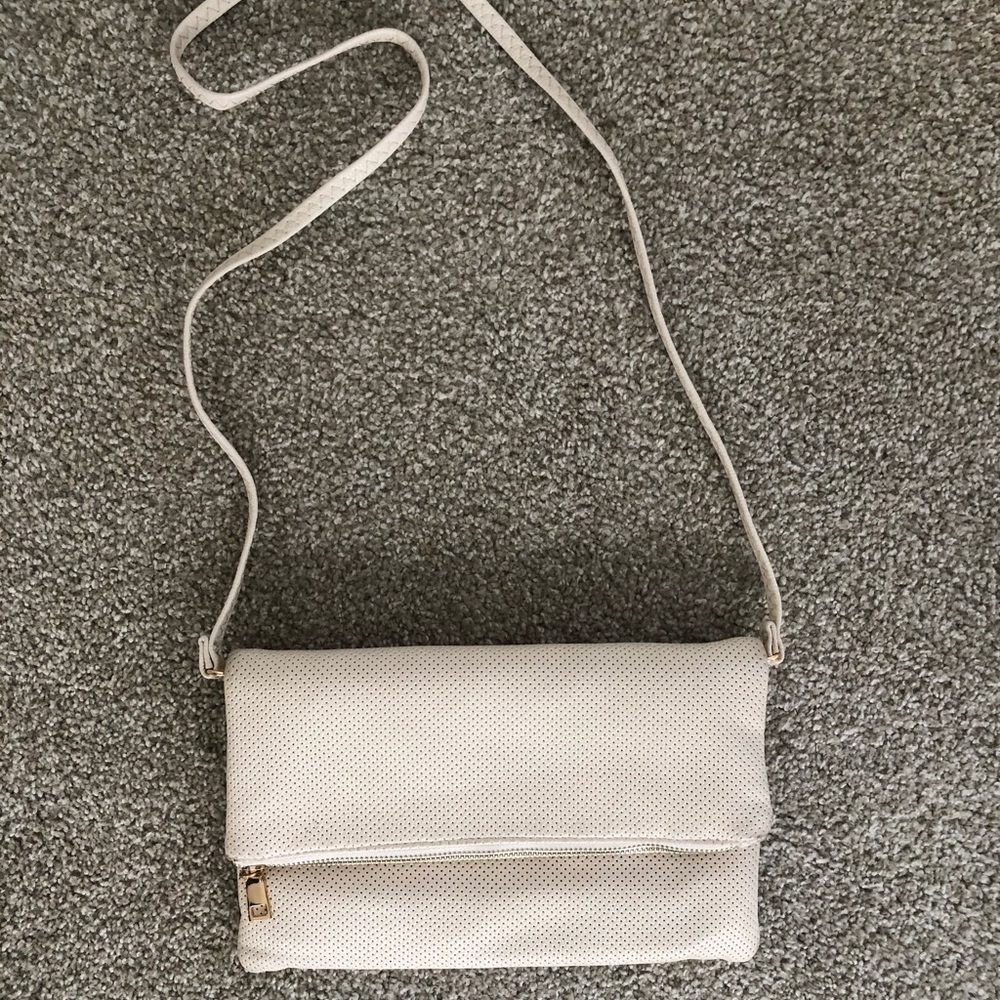 Cream Vieta Crossbody and Clutch